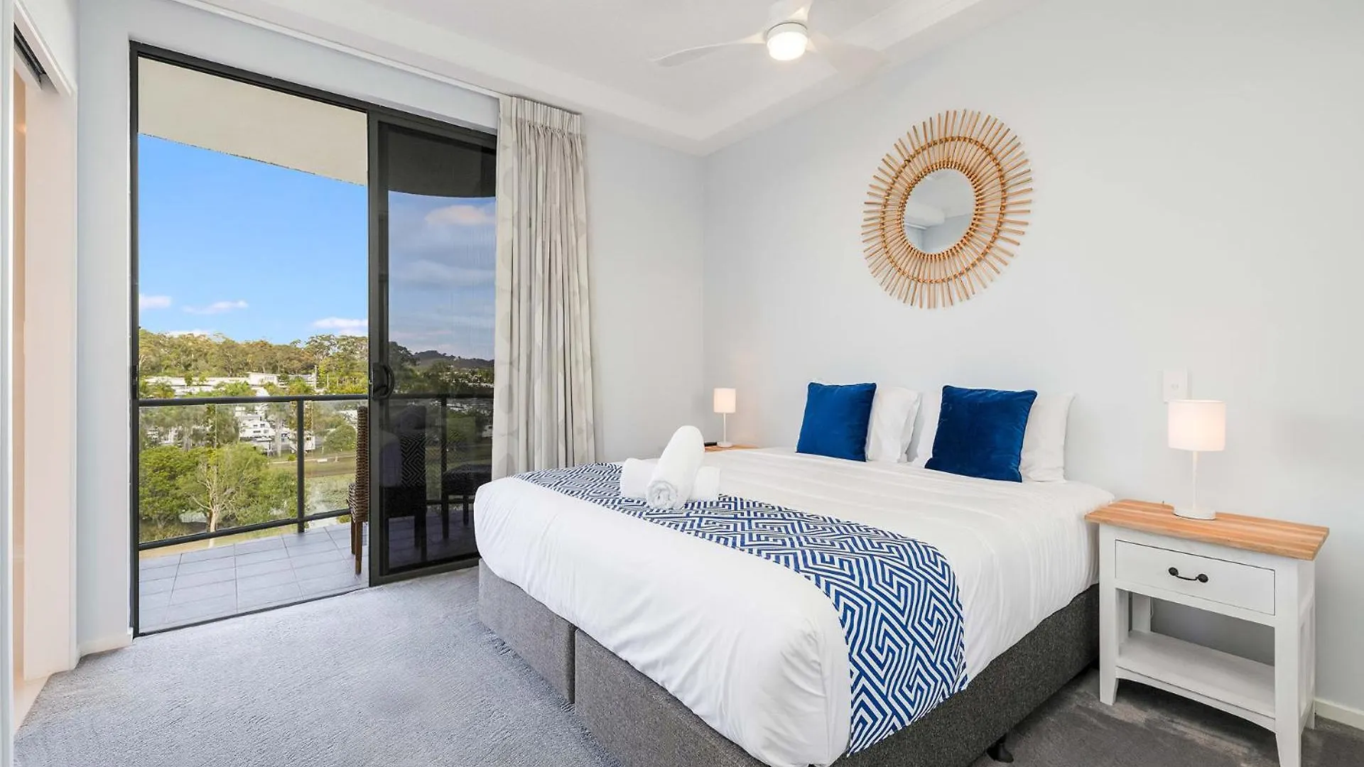 Meridian Alex Beach Apartments Alexandra Headland Resort