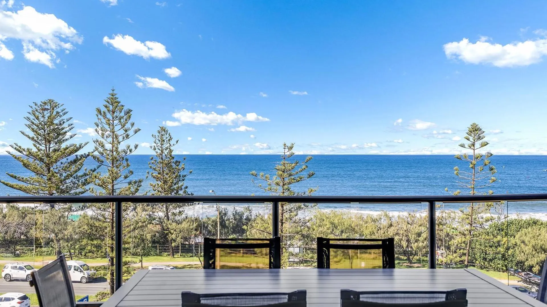 Meridian Alex Beach Apartments Alexandra Headland Resort