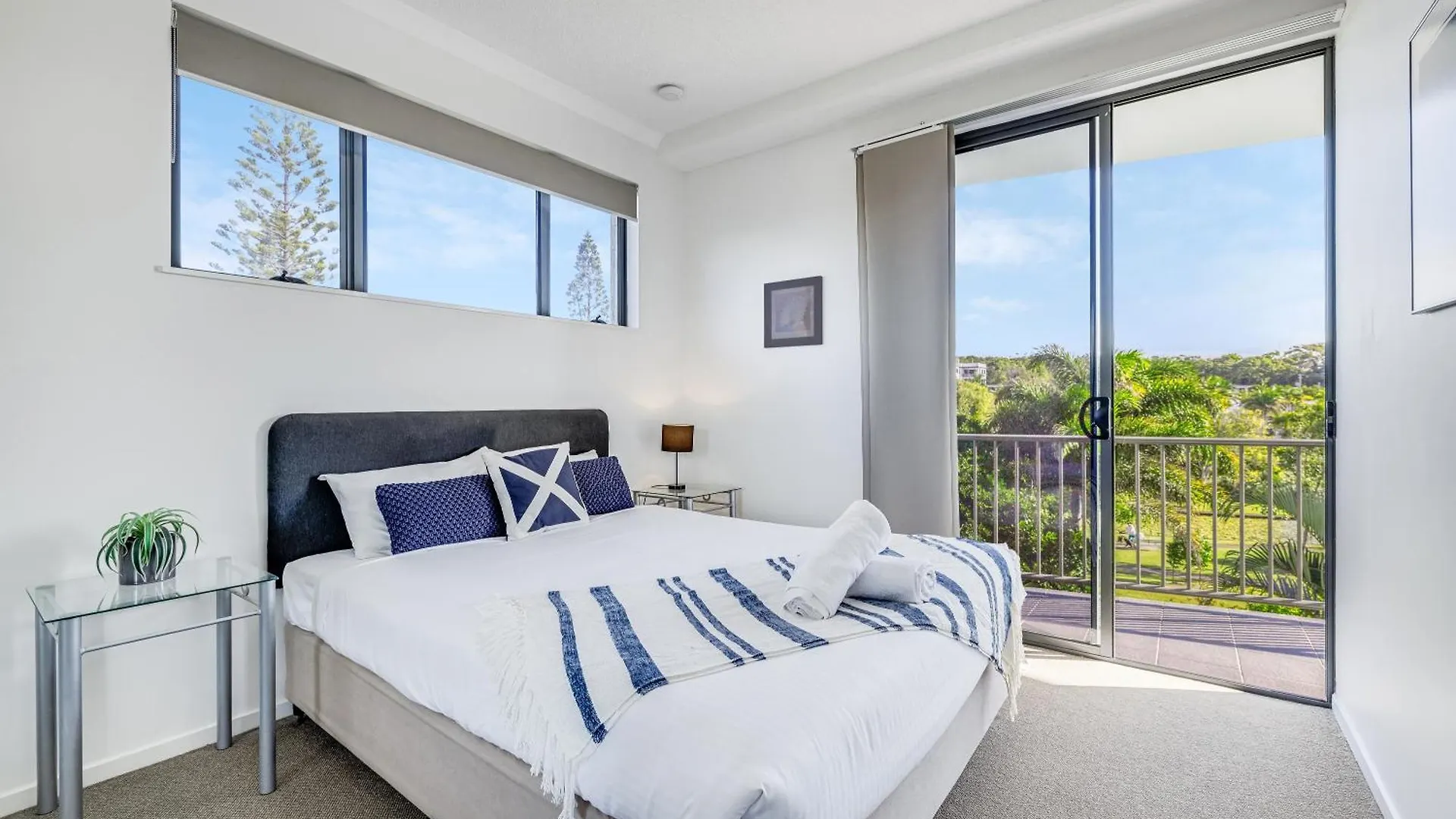 Resort Meridian Alex Beach Apartments Alexandra Headland