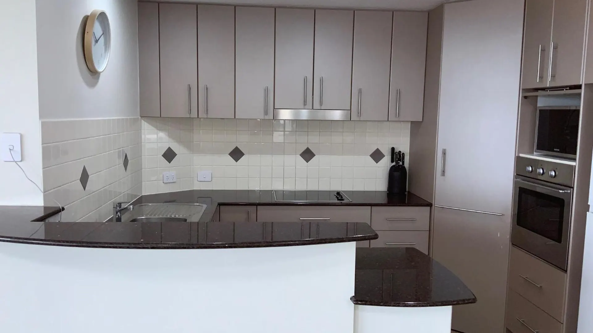 Meridian Alex Beach Apartments Alexandra Headland 4*,