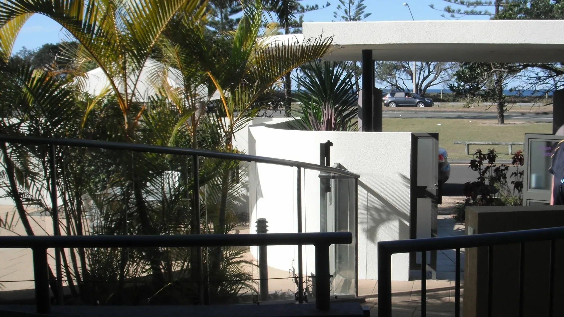 Meridian Alex Beach Apartments Alexandra Headland Resort