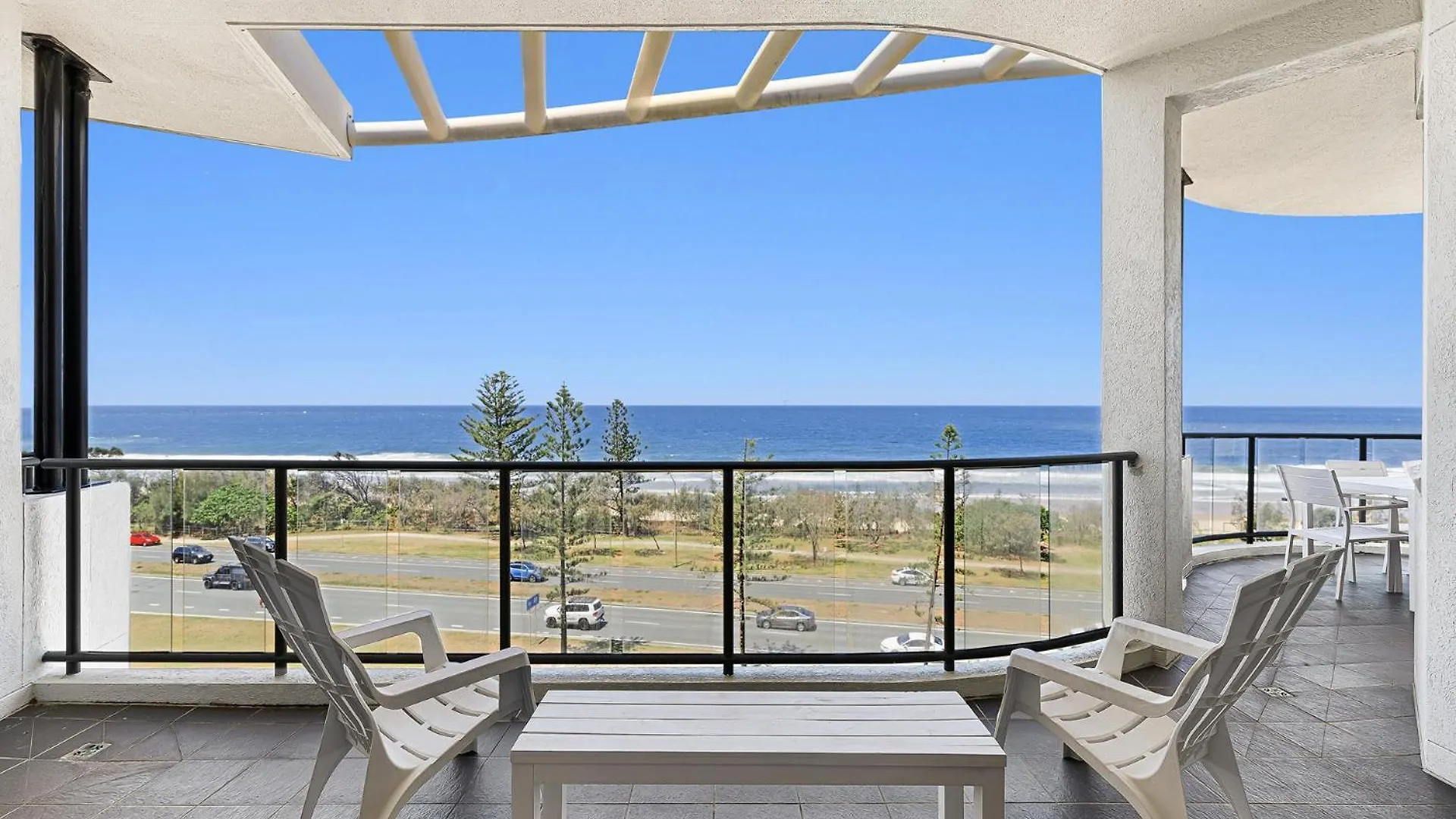 Resort Meridian Alex Beach Apartments Alexandra Headland